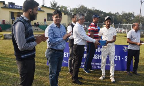 इंटर स्कूल क्रिकेट चैम्पियनशिप-21 में रामरुद्र हाई स्कूल चास बना चैंपियन
