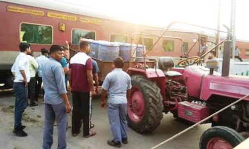 Rajdhani Express narrowly avoids tractor collision, driver’s prudent action averts disaster