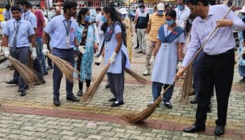 चिन्मय विद्यालय के विद्यार्थियों ने पूरे उत्साह के साथ स्वच्छता सप्ताह मनाया