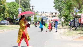 Intense heat wave grips Bokaro, disrupting daily life