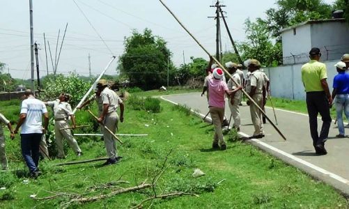 Bokaro: सेक्टर 4/F में अवैध हूकिंग हटाने गई BSL टीम पर 24 घंटे में तीन बार पथराव