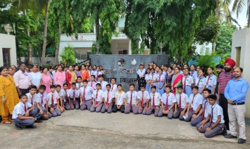 GGPS Bokaro students explore science through experiential learning