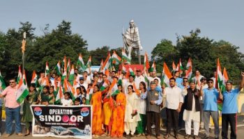 बोकारो में पूर्व सैनिकों की तिरंगा यात्रा