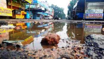 सड़क नहीं है, बवासीर है: बोकारो की सड़कें और पंचायत का डायलॉग, एकदम फिट