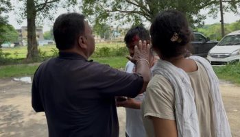Bokaro: उधार की रकम लौटाने को लेकर ब्यूटी पार्लर में मारपीट, युवक का सिर फोड़ा