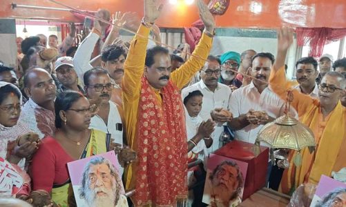 बोकारो से दिल्ली तक चिंता की लहर: दिशोम गुरु के लिए हवन-पूजन, सलामती के लिए प्रार्थनाएं तेज़