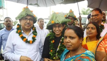 बिरहोरों की बस्ती: झारखंड के जंगलों में बसा एक अनछुआ संसार, जहां कुछ इस तरह पहुंची सरकार