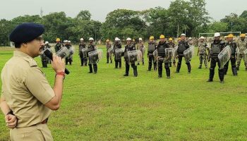 Bokaro में मुहर्रम से पहले पुलिस का पावर शो ! 243 ताजिया जुलूसों पर हाईटेक निगरानी
