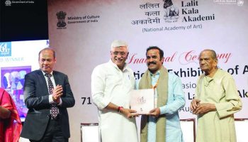 ब्रश से बुनी सफलता: बोकारो के सरोज मिश्रा को राष्ट्रीय सम्मान