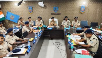 Bokaro Police: क्राइम मीटिंग में एसपी ने संपत्ति से जुड़े मामलों पर त्वरित कार्रवाई का दिया निर्देश